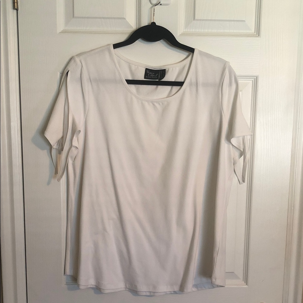Women with Control White Short Sleeve Top